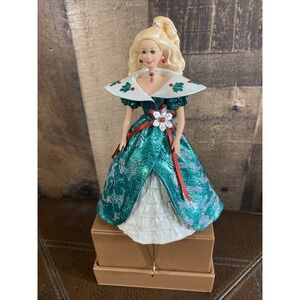 Barbie Hallmark Christmas Holiday Stocking Hanger 1996 Green Sparkle  VTG 6"